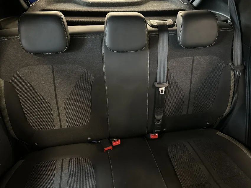 Renault Kwid Outsider 1.0 Flex 12V 5P Mec. 2023 - Foto 12