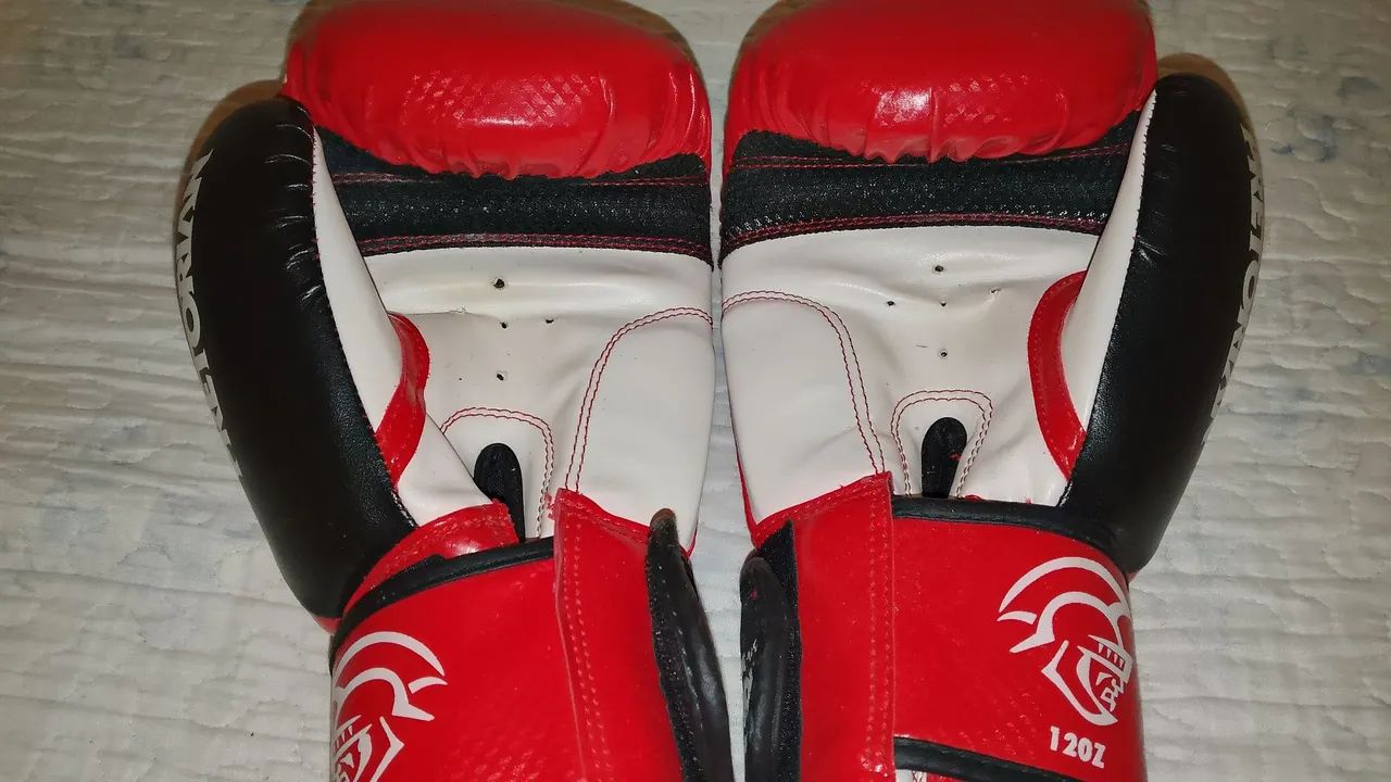 Luva de boxe First 14oz Pretorian vermelha - Foto 2