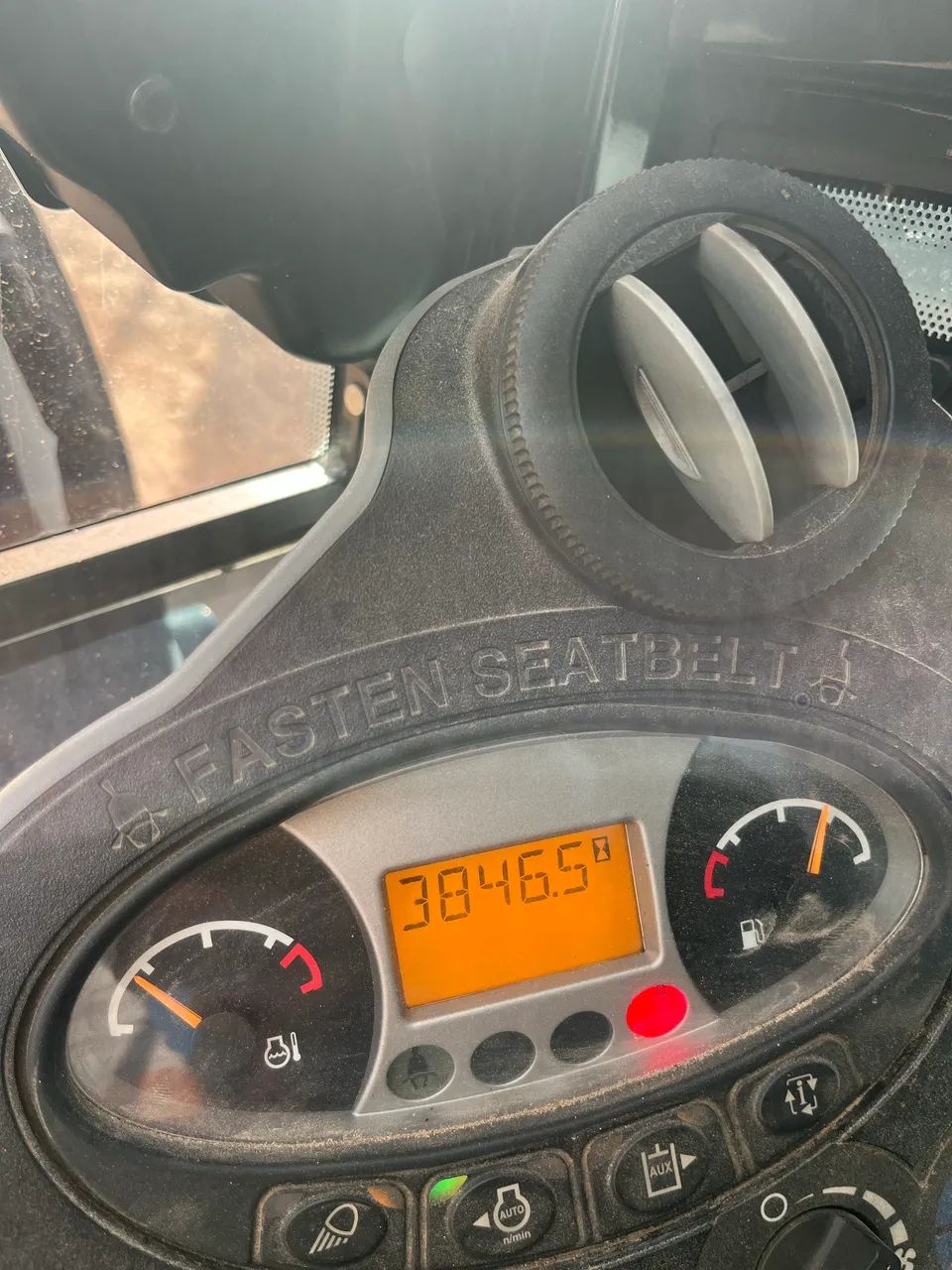 Mini escavadeira e55 - Foto 2