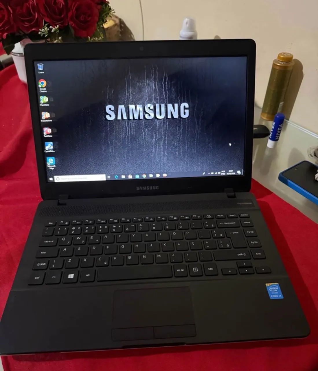 Notebook Samsung i3 , 8 de ram , 500 de hd e bateria boa .. - Foto 3