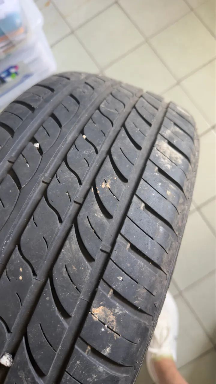 Pneus Semi novos 