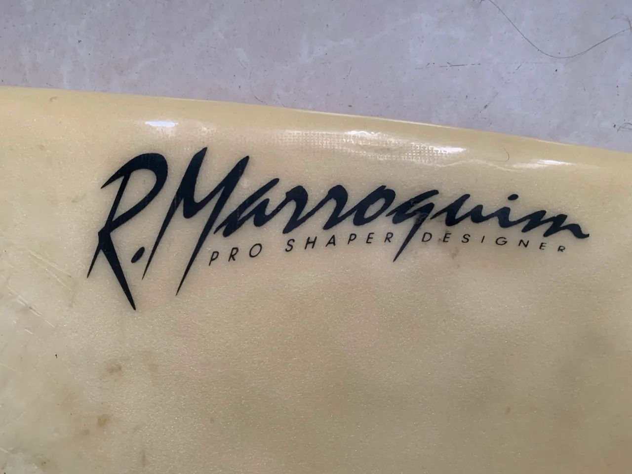 Vendo excelente prancha de surf triquilha completa mais capa - Foto 5