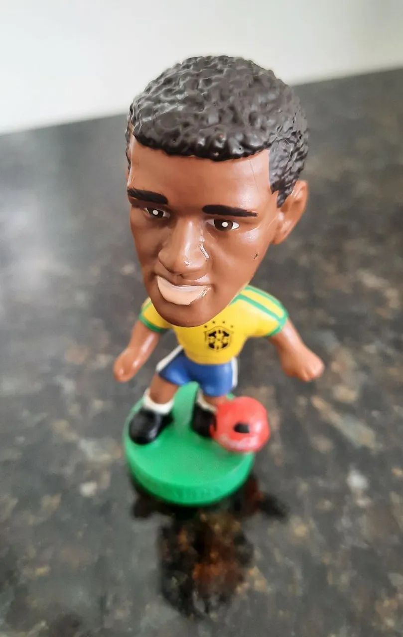 1 unidade Mini Craque Rivaldo  - Foto 2