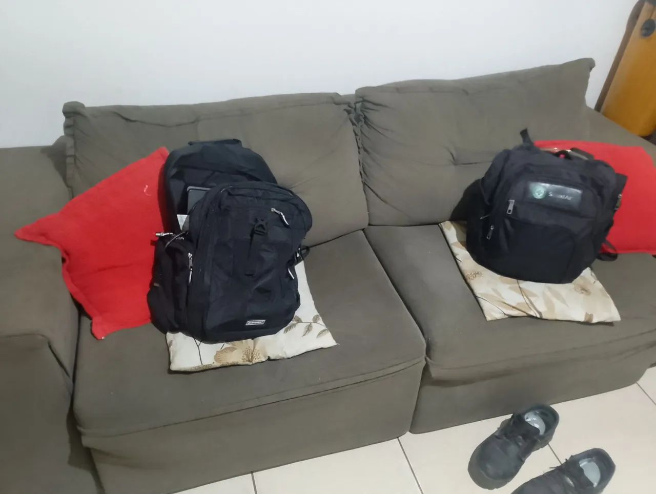 Doa sofá velho - Foto 2
