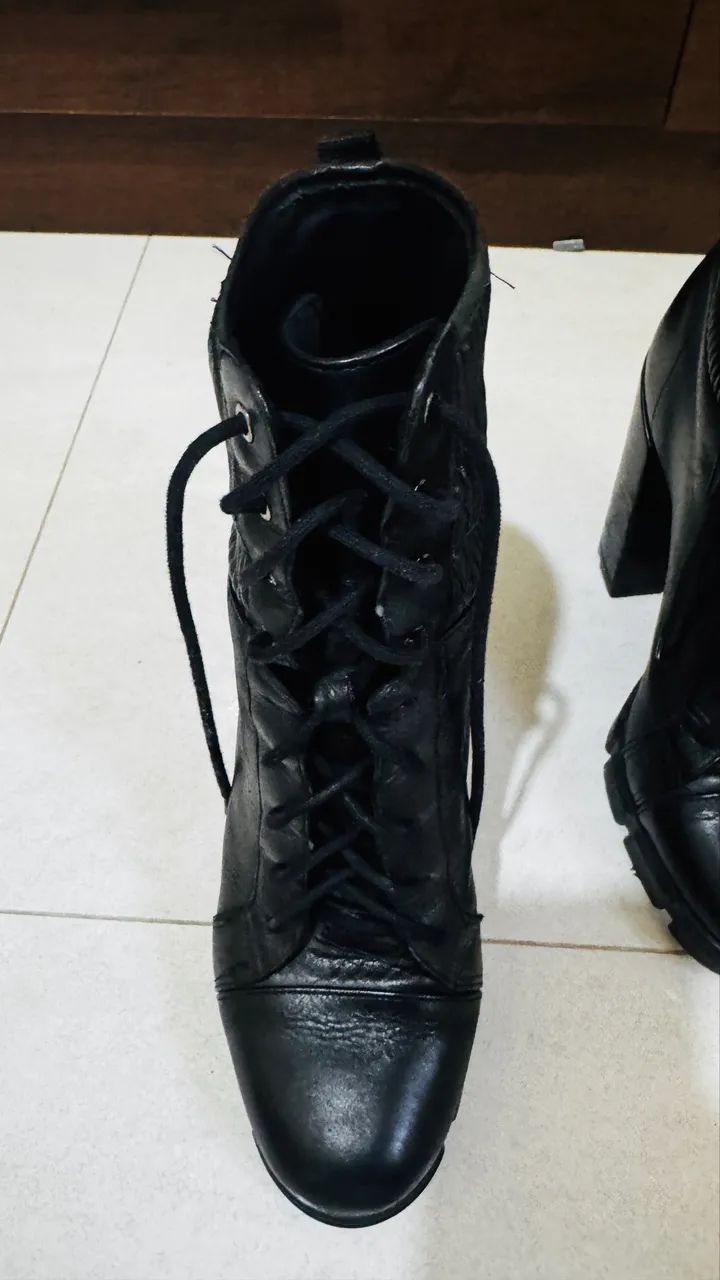 Bota Preta Cano Médio com Cadarço - Foto 5
