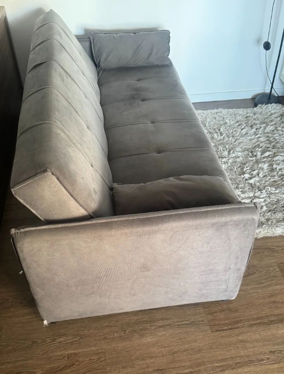 Sófa cama 2 lugares em Suede Cinza - Foto 3