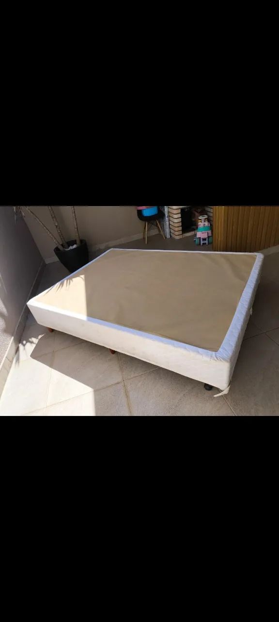 Base box  casal, tamanho padrão (usada)