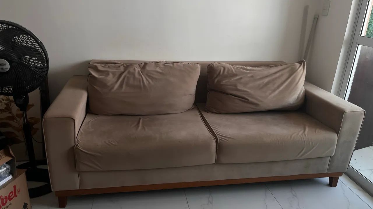 Sofá 3 lugares 