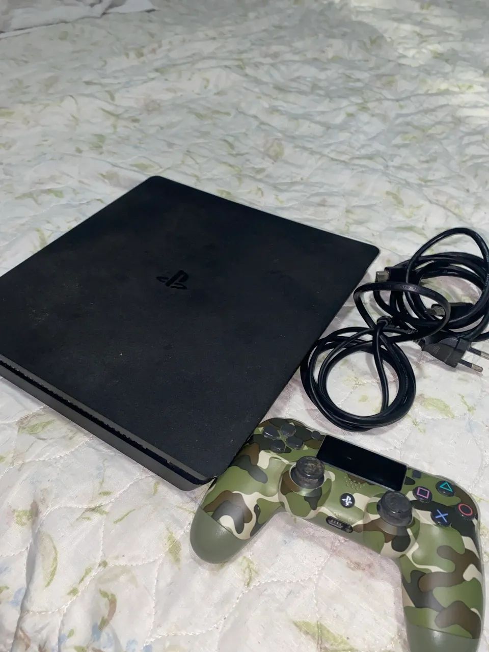 Play 4 slim - 1 tb