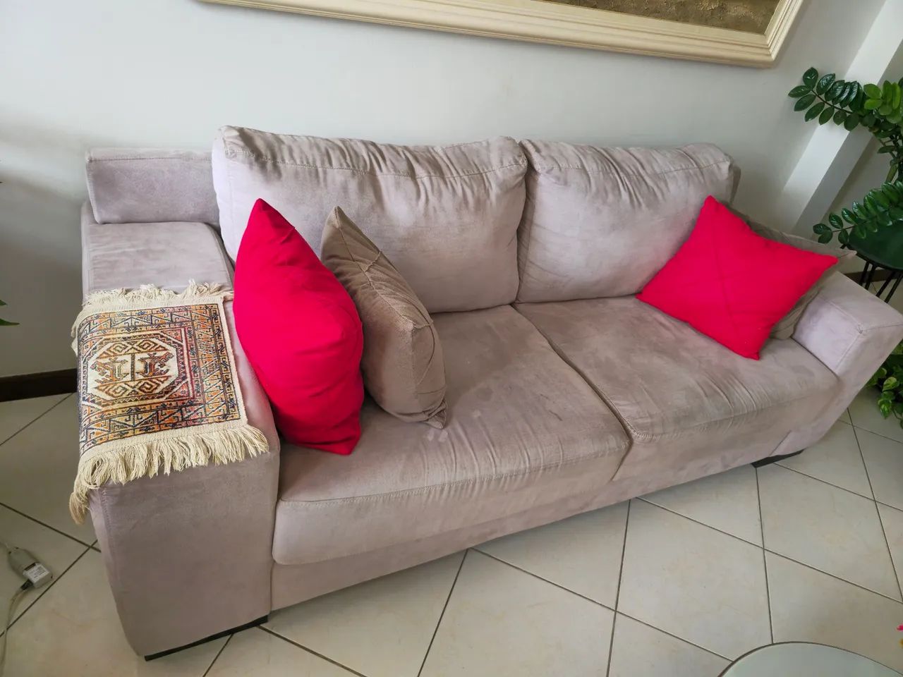 Sofá bege 2 lugares ( $600 ) - Foto 2