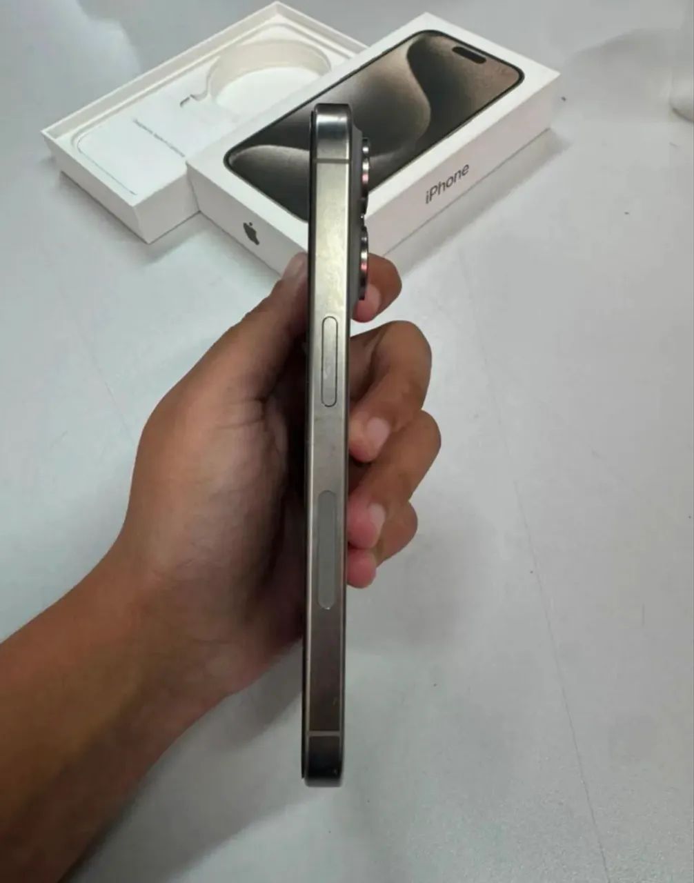 IPHONE 15 PRO - Foto 2