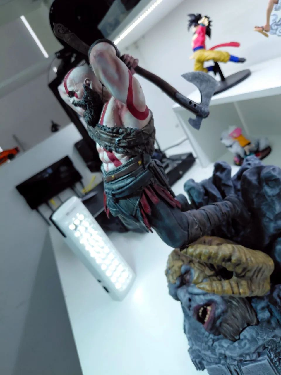 Figure kratos escala 1/6 - Foto 4