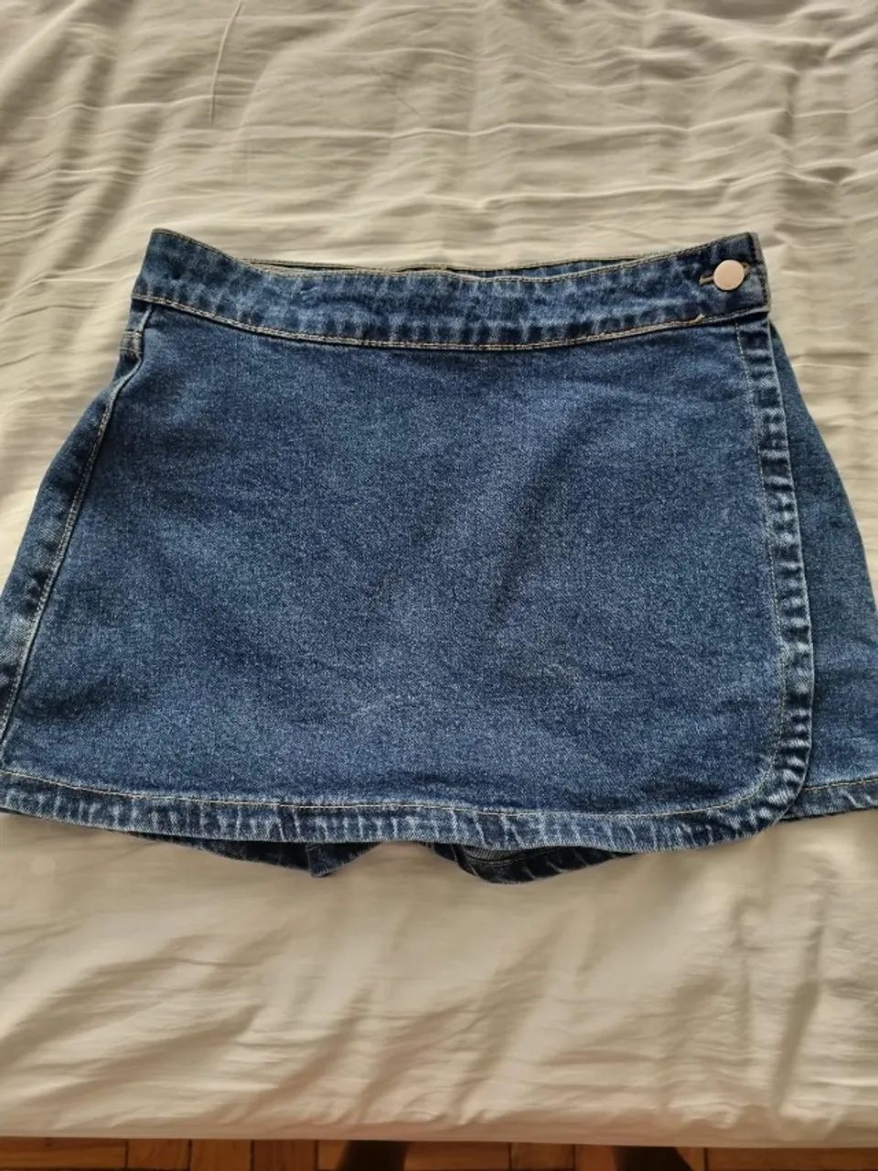 Short saia jeans