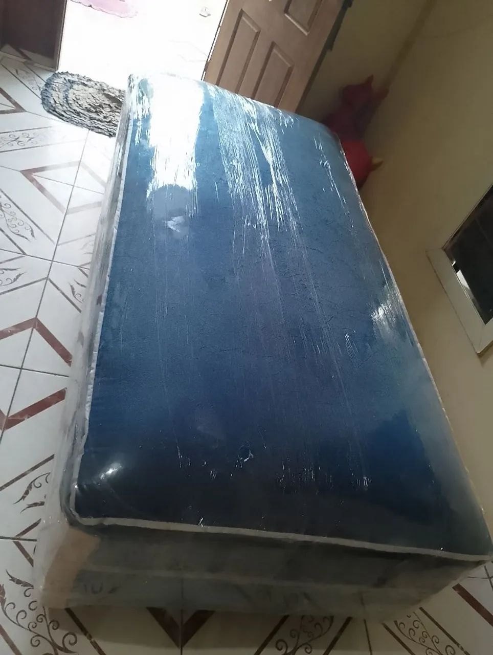 Cama box solteiro nova bem macia  - Foto 3