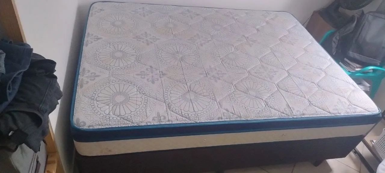 Cama de casal base + colchão  - Foto 4