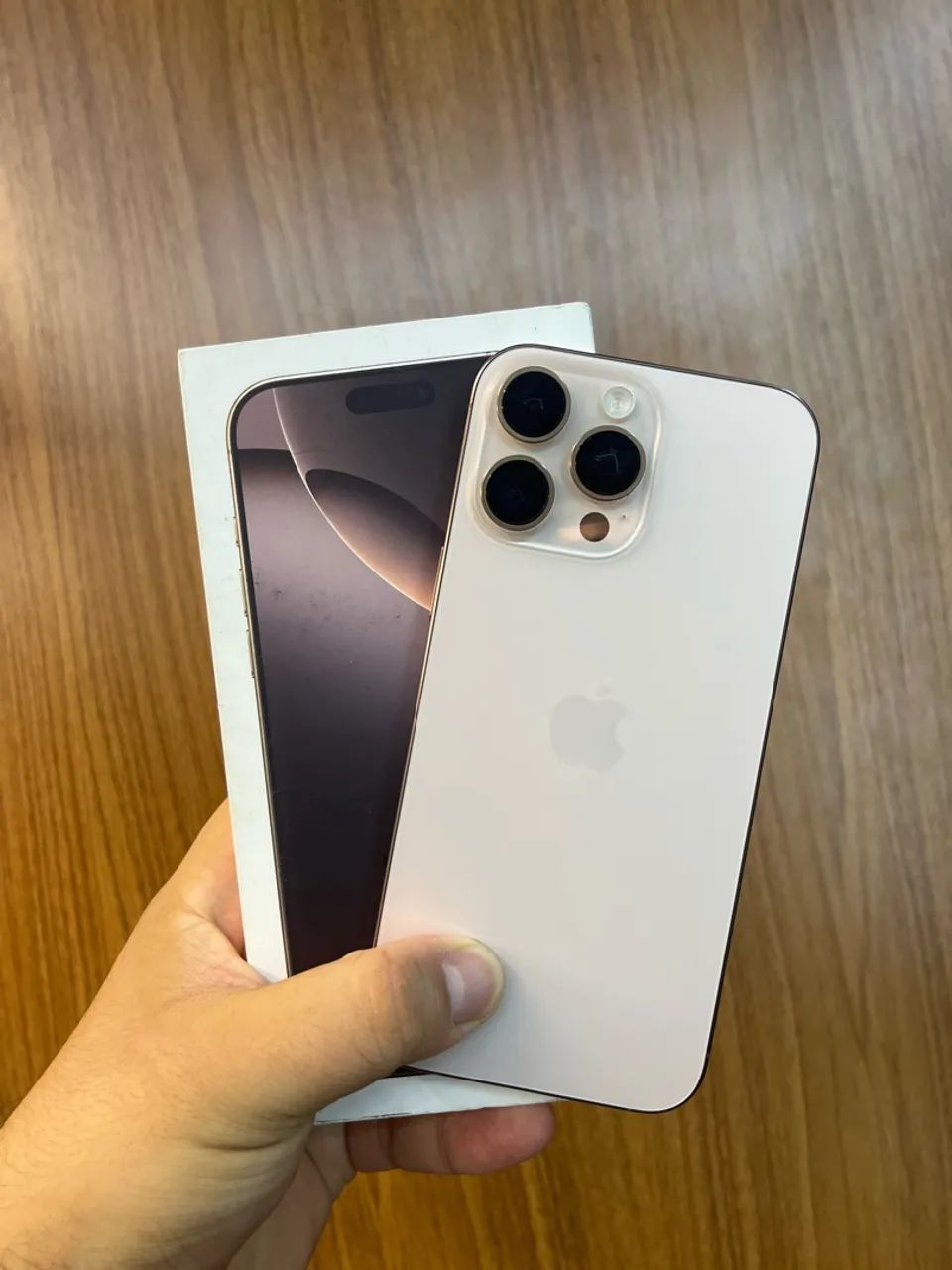 iPhone 16 Pro Max 256gb  - Foto 2