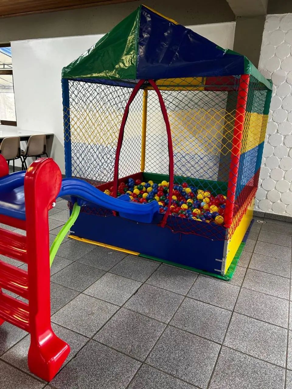 Locação de Cama Elástica e Piscina de Bolinhas  - Foto 2