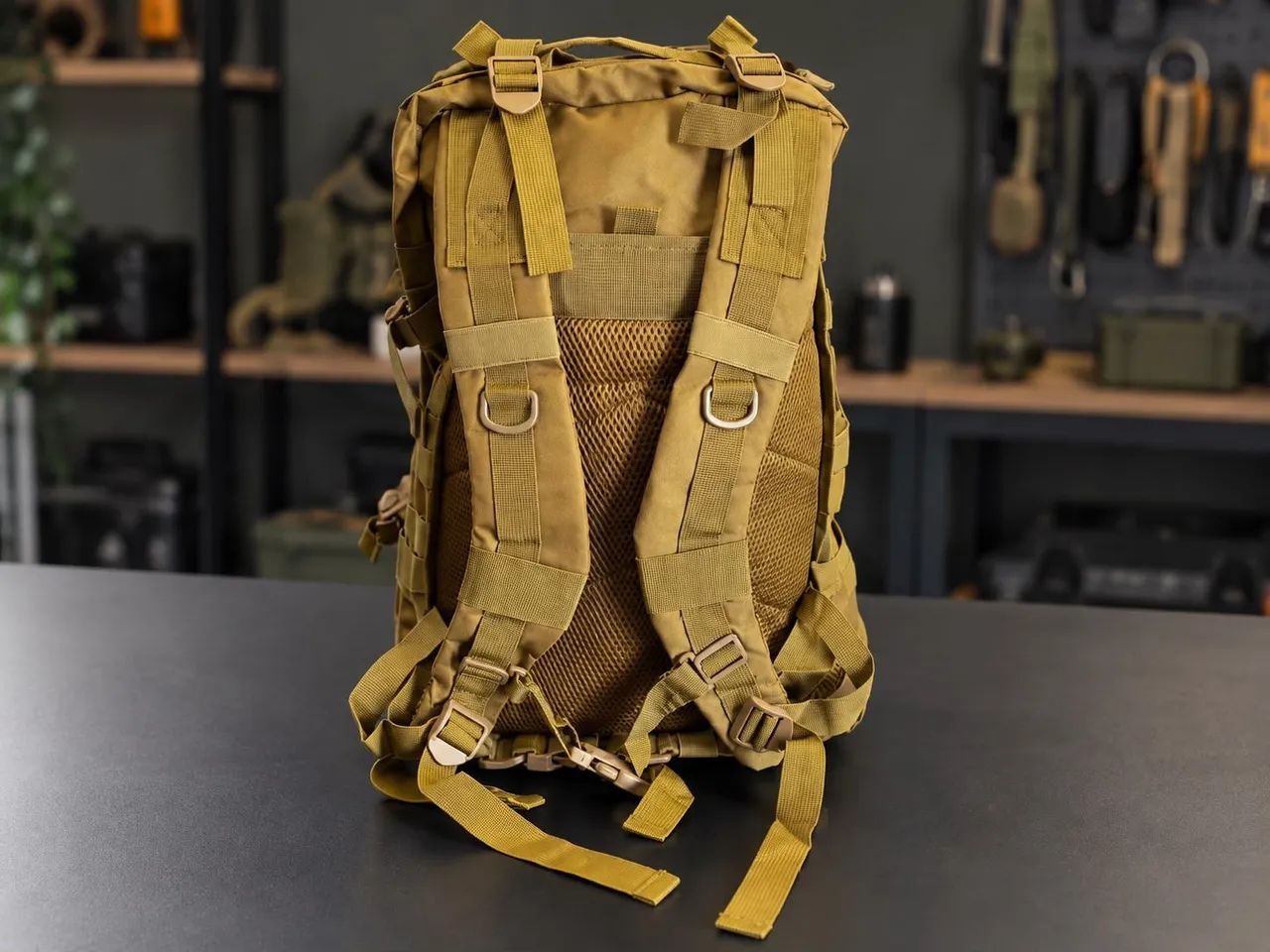 Mochila Tática Reforçada 50 Litros Militar - Foto 2