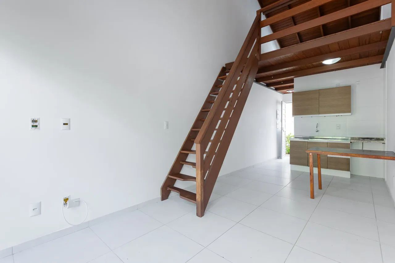 Loft de 35 m² com área externa privativa a 3 km da UFSC - Foto 3