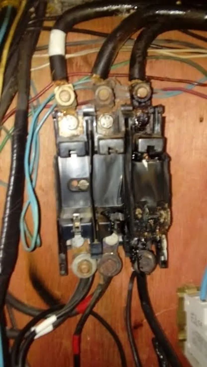 Eletricista e encanador profissional 24h Cuiabá e vg - Foto 3
