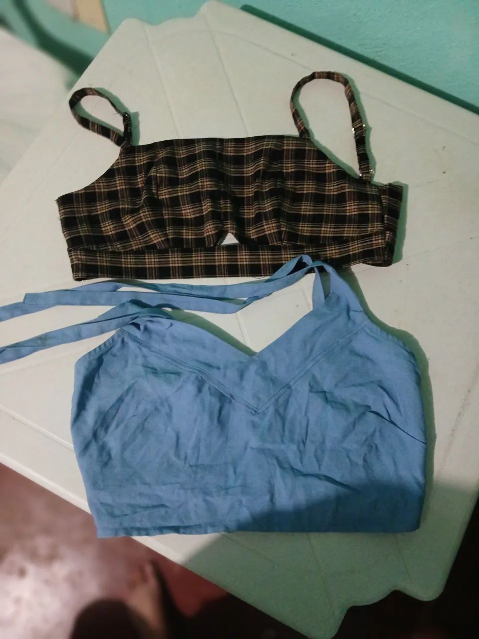 TOPS e blusinhas variados