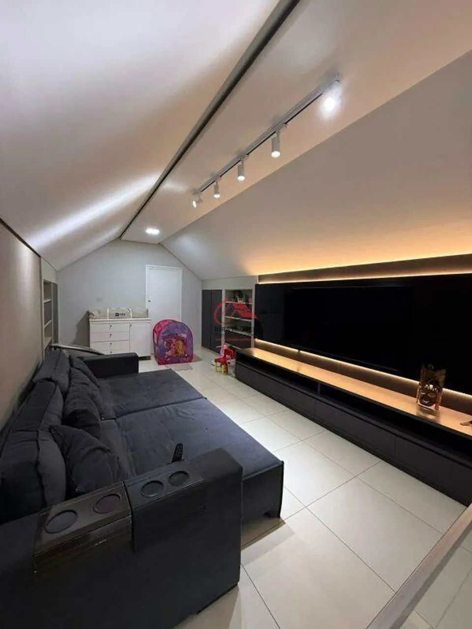 Casa no Condomínio Ayat 1 com 3 Suítes (1 Master) e Ofurô - Foto 3