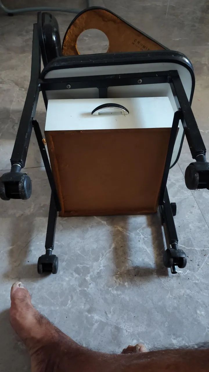 vendo banqueta para manicure conservada - Foto 5