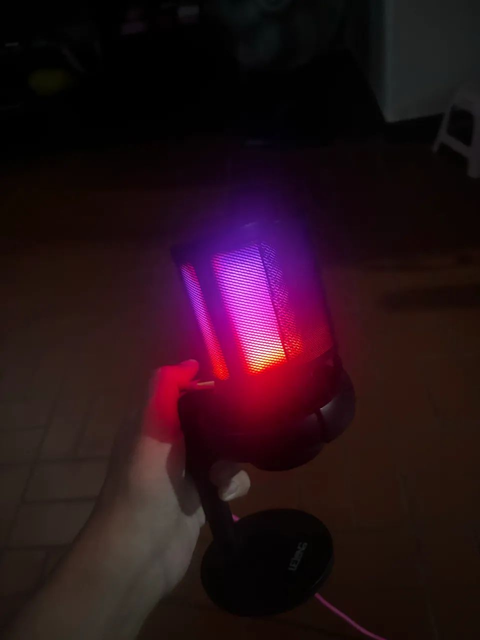 Microfone de mesa rgb - Foto 2