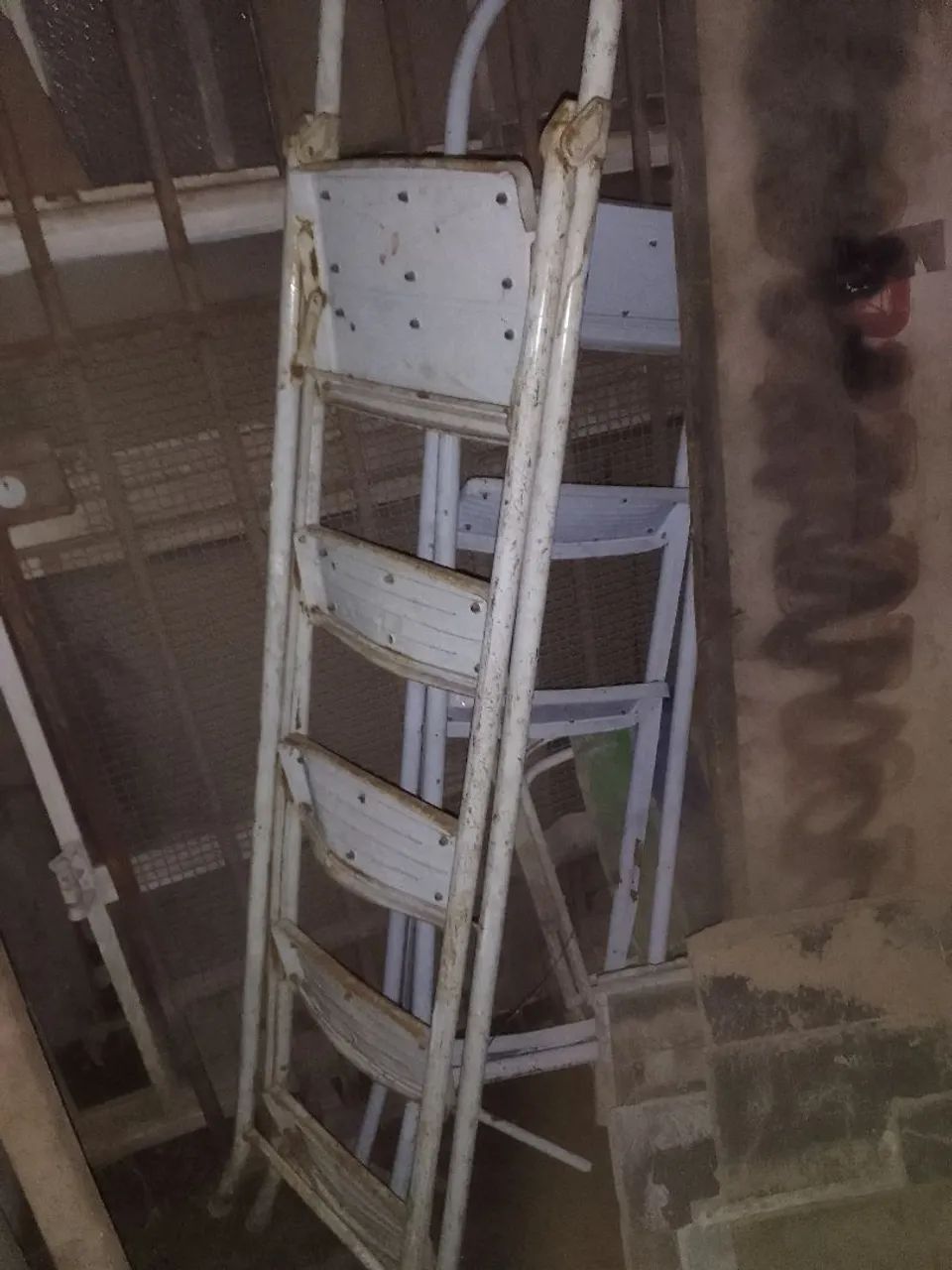 2 Escadas para reformar 