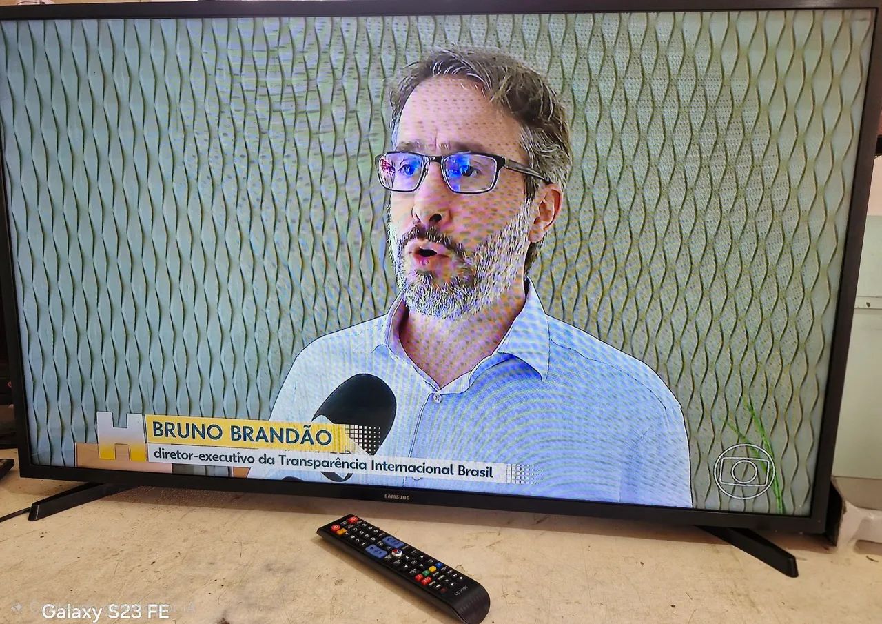 Vendo tv samsung 43 polegadas smart  - Foto 3