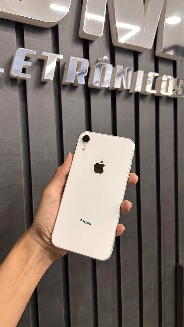 iPhone XR - 128GB branco