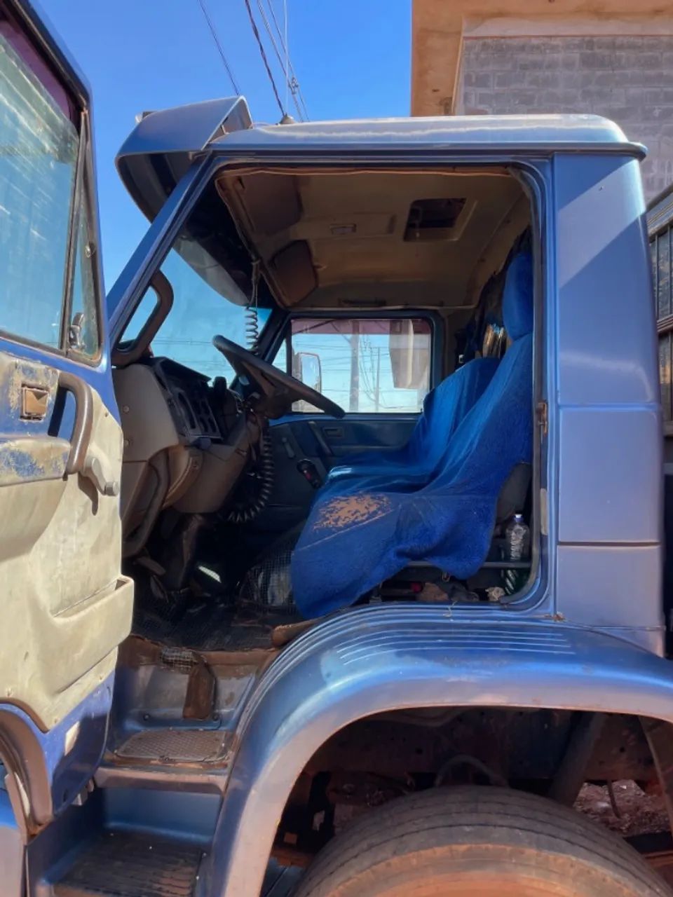VW 23210 2003 - Foto 2