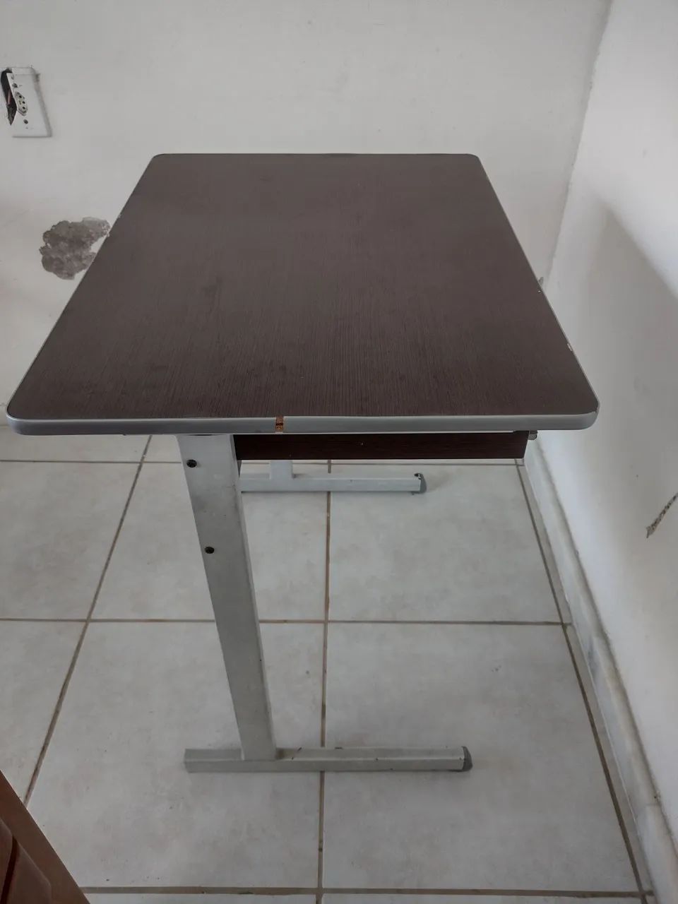 Mesa de estudos - Foto 5