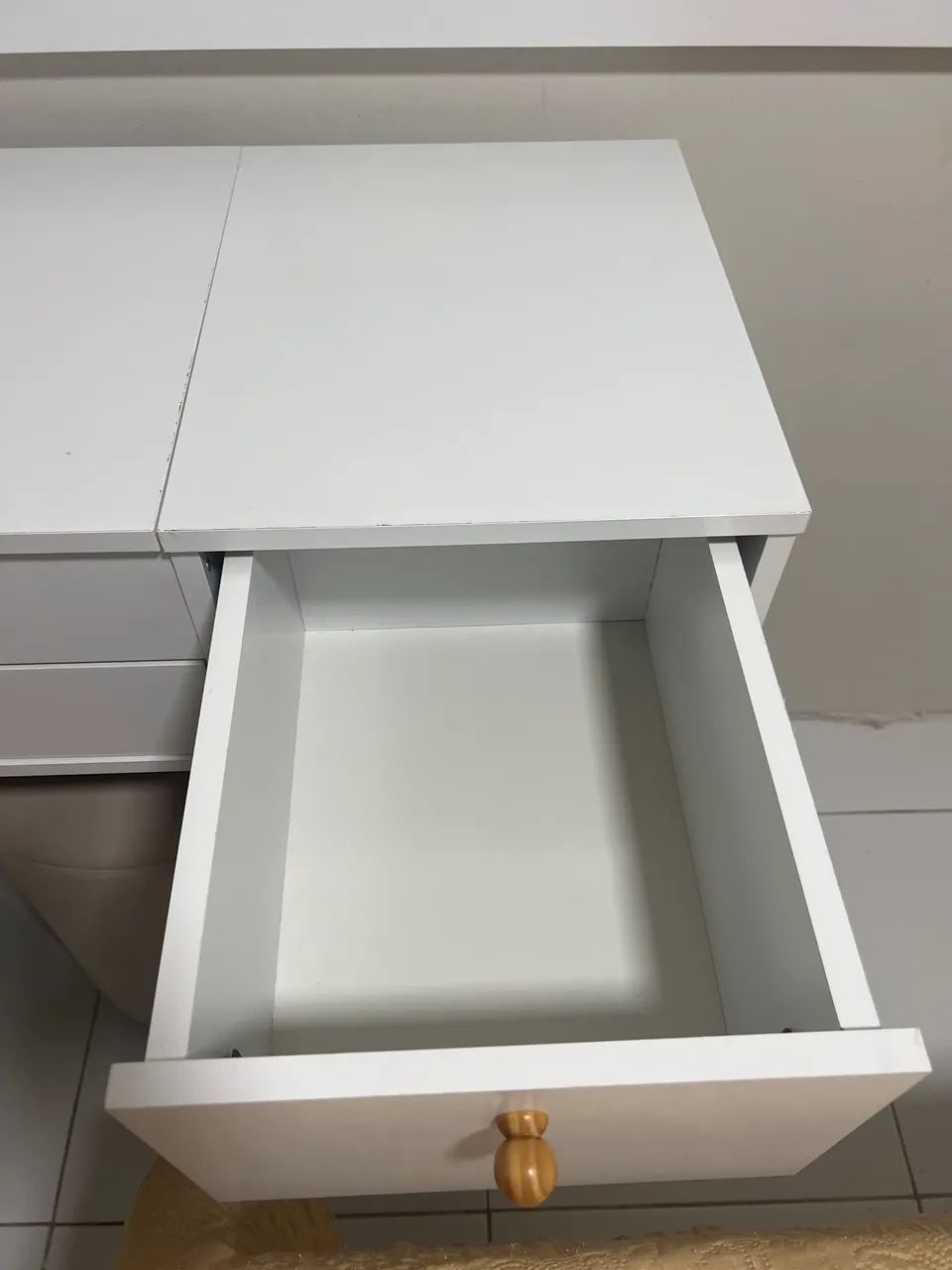 (Penteadeira retro cristal 3 gavetas branco - Olivar Móveis - Foto 2