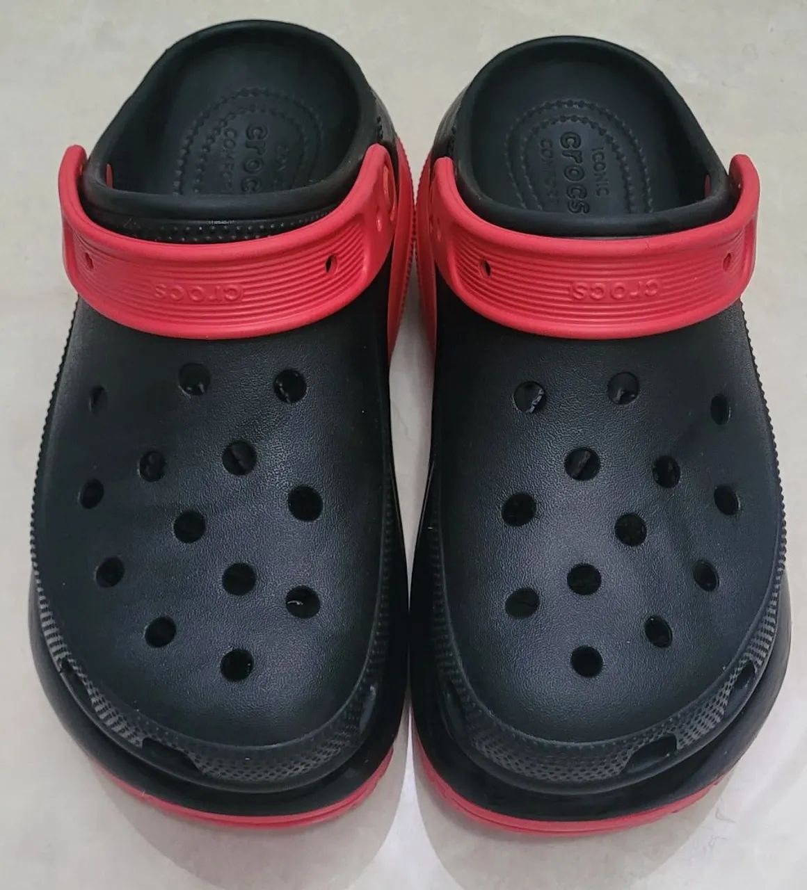 Crocs Classic Mega Crush Clog Black/varsity Red