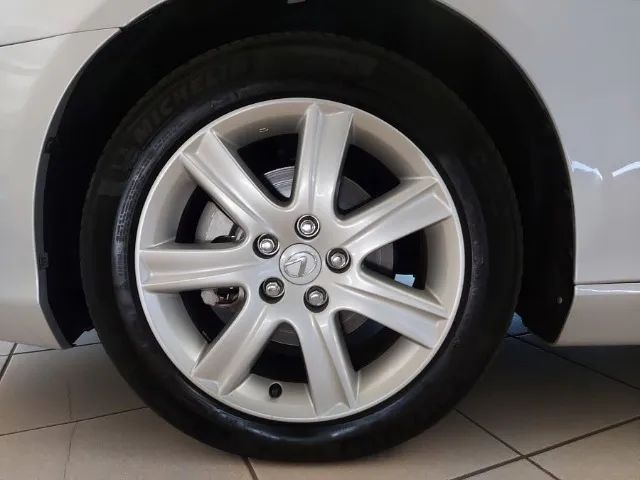 Lexus ES-350 3.5 24V 284cv, foto 9 de 15