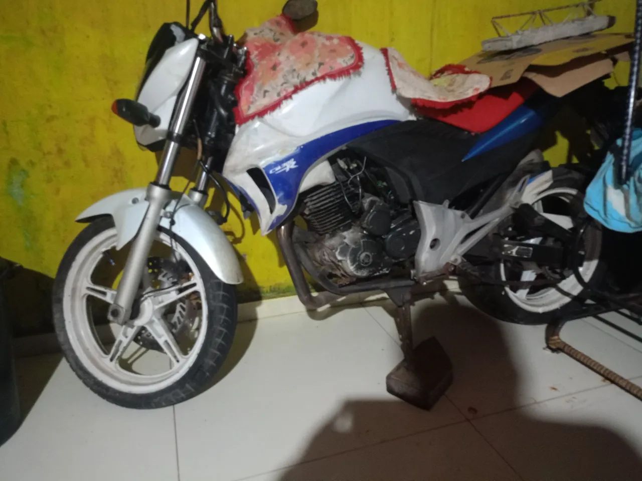 Moto bem conservada 