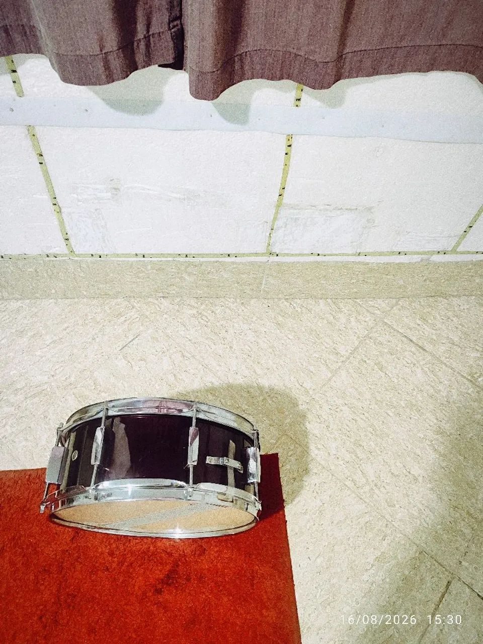 Caixa de bateria 14 polegadas  8 afinação usada perfeita sem marca  - Foto 5