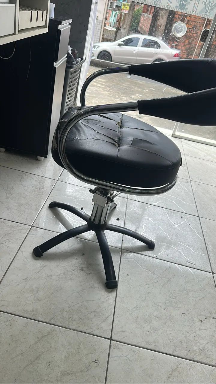 2 Cadeiras de barbeiro 