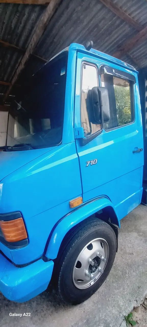 Mb710 ano 2000 