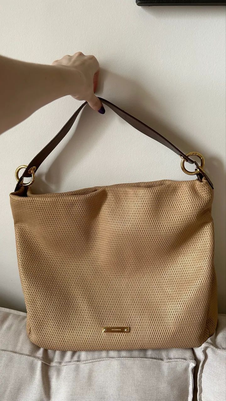 Bolsa luz da lua cor bege em couro