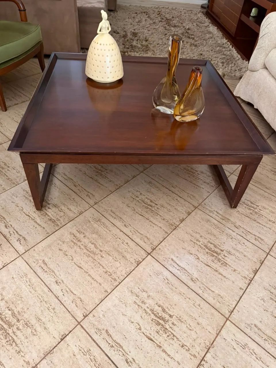 Mesa de centro em madeira