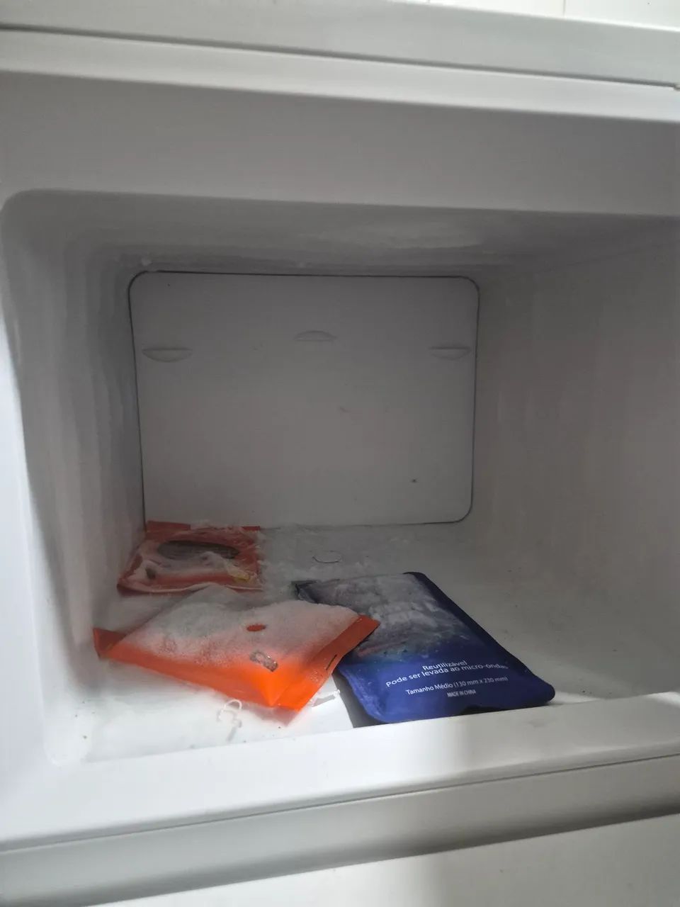 Geladeira Electrolux - Com Nota Fiscal  - Foto 4