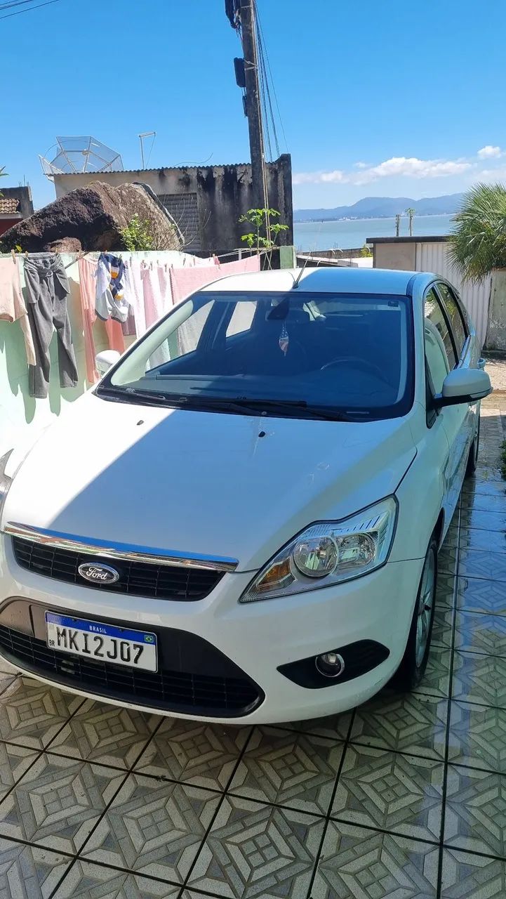 Ford Focus 2.0 16v/se/se Plus Flex 5P Aut. 2013