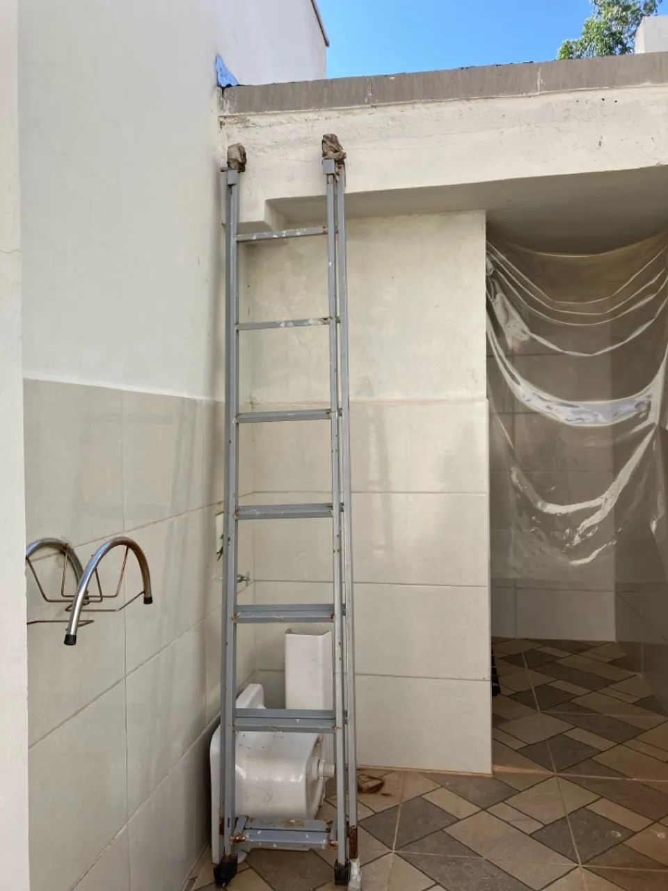 Escada extensível alumínio 