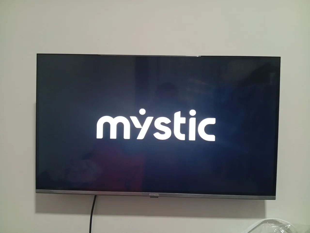 Tv 32 polegadas com 6 meses de uso. - Foto 3