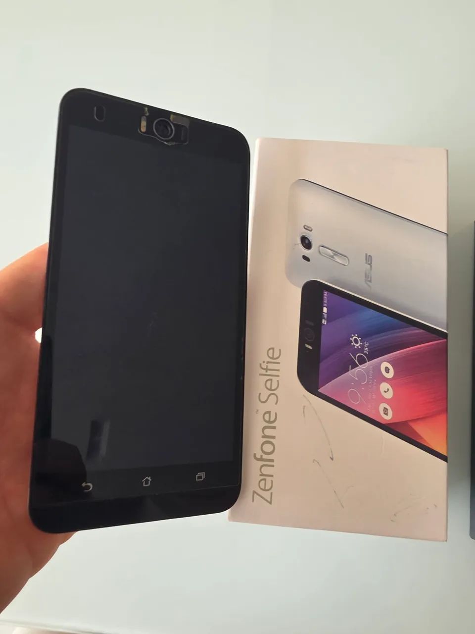 Celulares Asus Zenfone Selfie e zenfone 3 quebrados - Foto 2