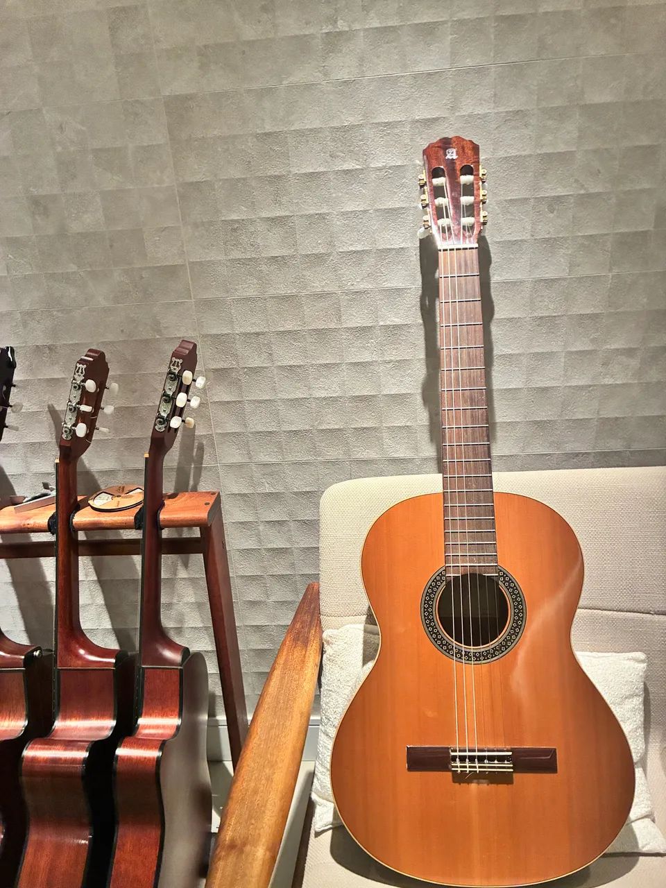 Violão espanhol Alhambra 1C com capa - Foto 3