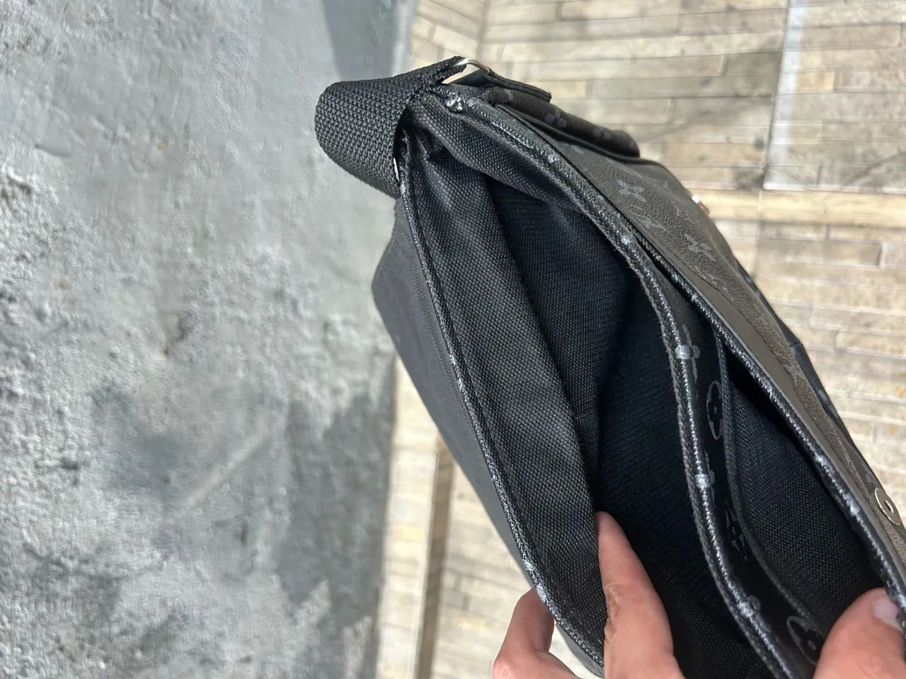 Bolsa transversal preta - Foto 4