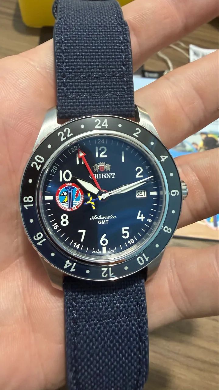Orient FAB III Anjos GMT  2026 - Foto 5